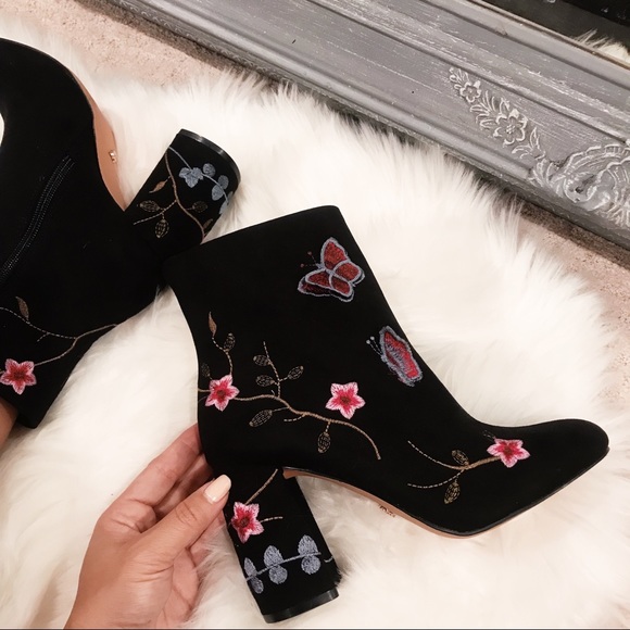 Nanette Lepore Shoes - Nanette Lepore Lilly Embroidered Boots NEW 7曆